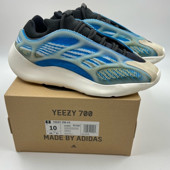 Adidas Yeezy 700 V3 Arzareth G54850 Arzare/Arzare/Arzare Sneakers
